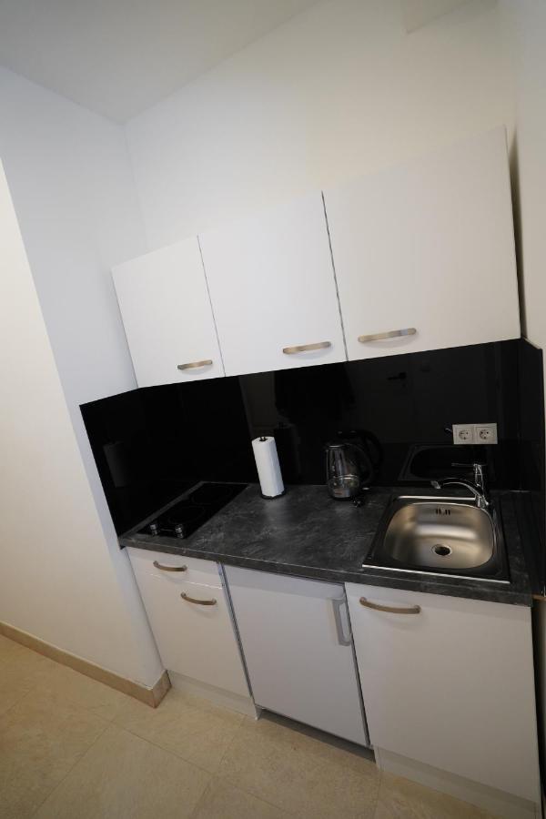 Real Appartments Виена Екстериор снимка